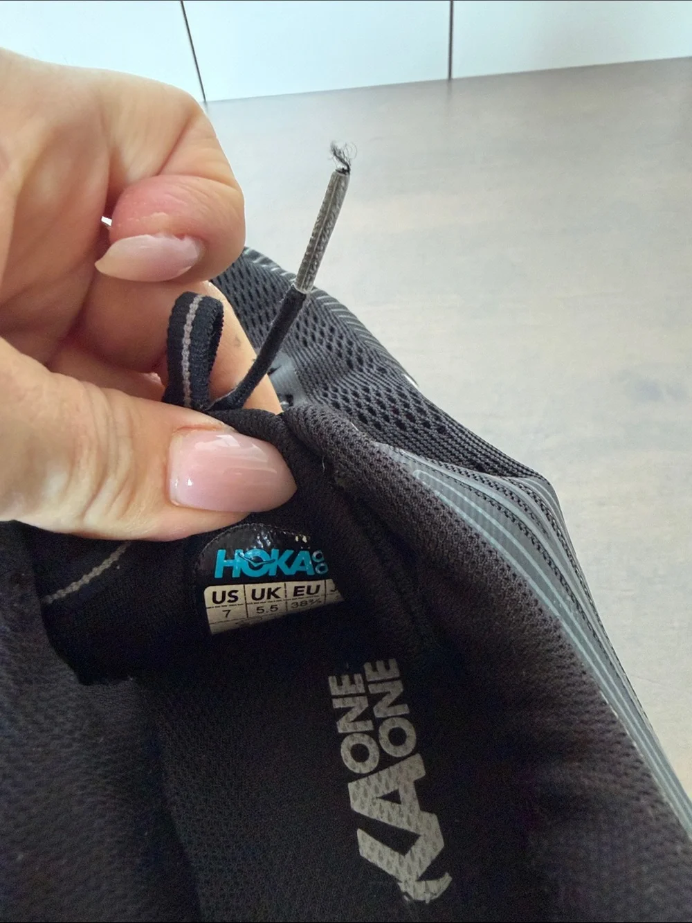 Hoka bondi black